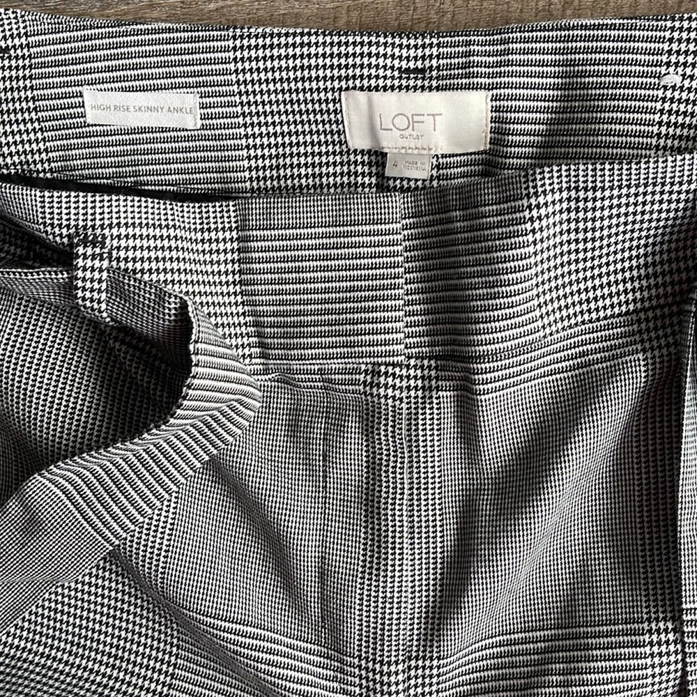 Loft Pants - Picture 3 of 11